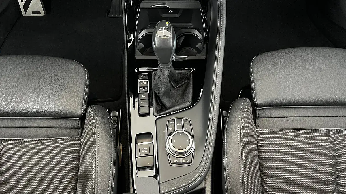 Bild 11 - BMW X1 xDrive25e