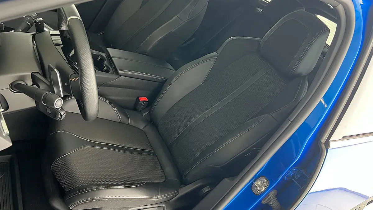 Bild 16 - Peugeot 3008 Hybrid 300 e-EAT8 GT