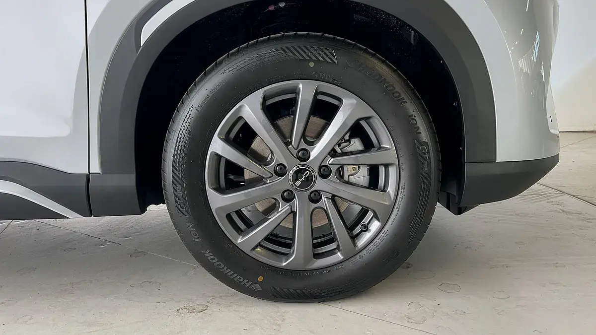 Bild 8 - BYD Atto2 DM-i Boost Ö-Paket