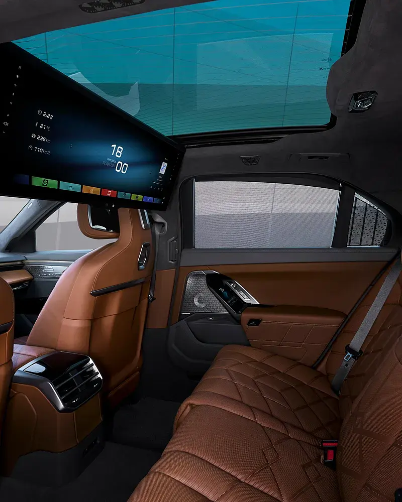 BMW i7 60