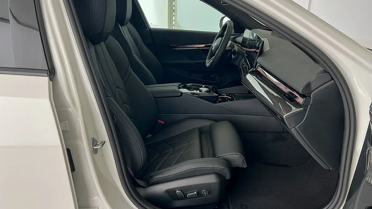 Bild 5 - BMW i5 xDrive40