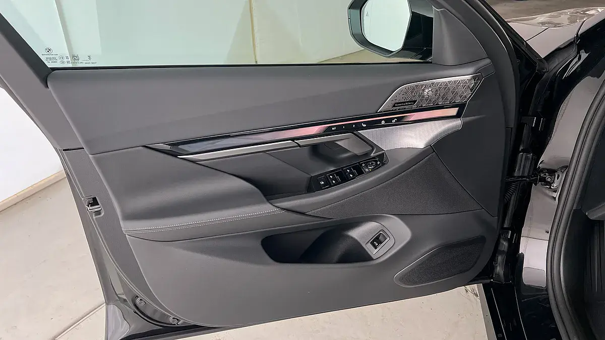 Bild 17 - BMW 550e xDrive