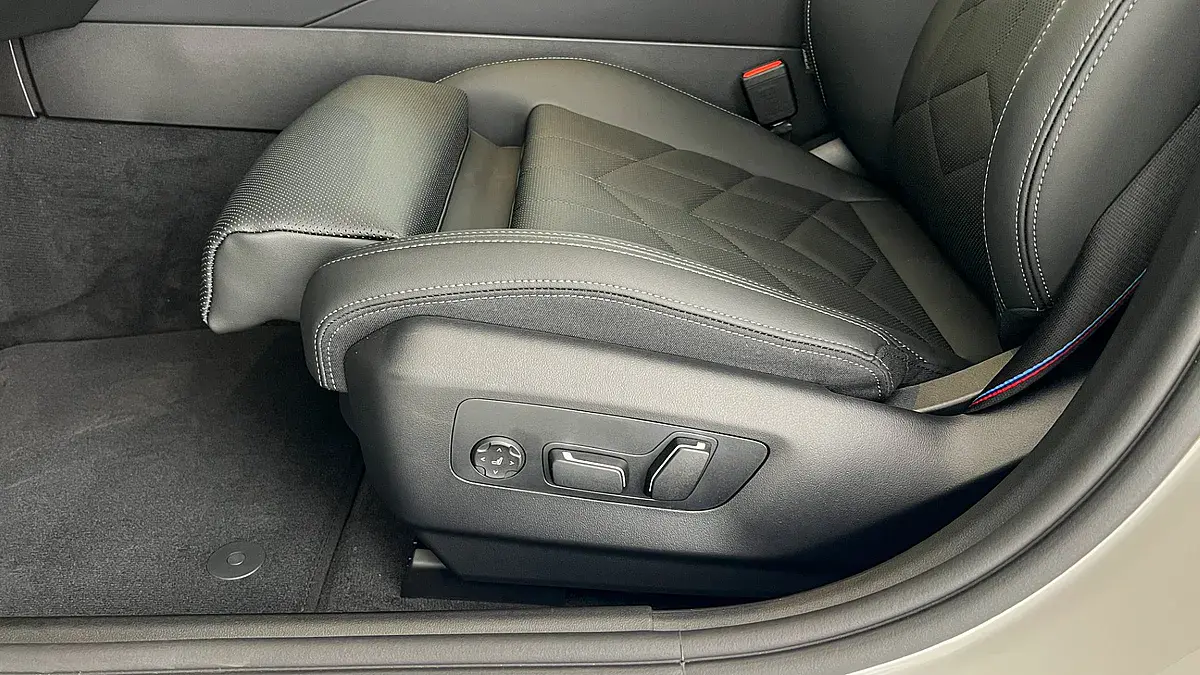 Bild 15 - BMW i5 xDrive40