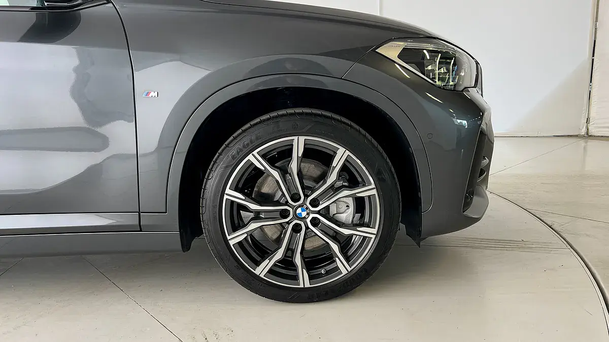 Bild 8 - BMW X1 xDrive25e