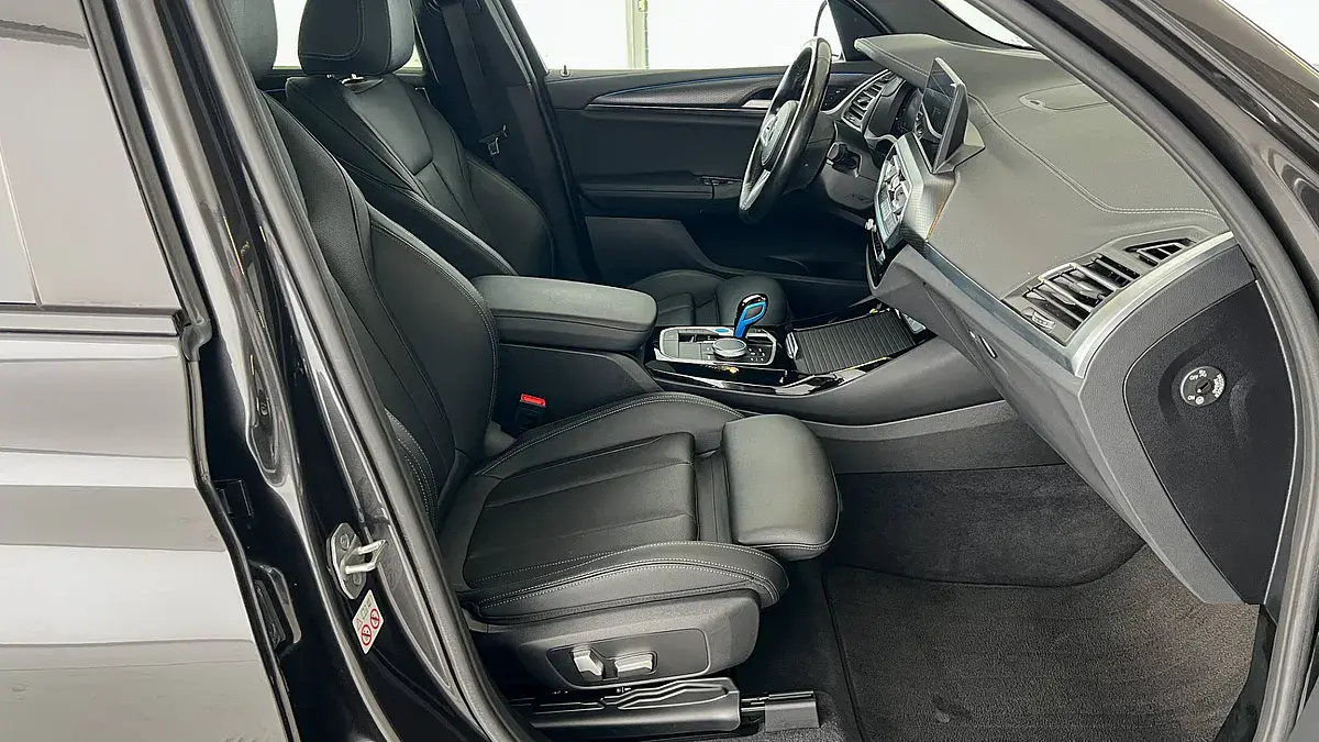 Bild 6 - BMW iX3 M Sport