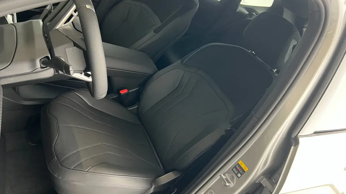 Bild 21 - BMW iX3 50 xDrive