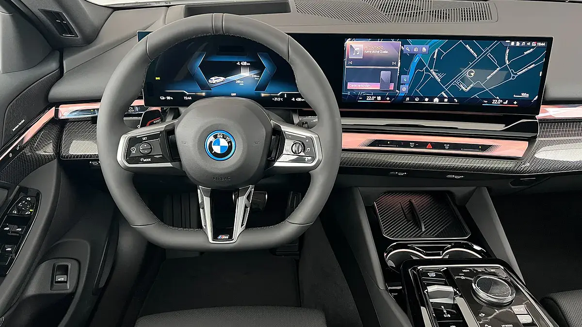 Bild 13 - BMW i5 xDrive40