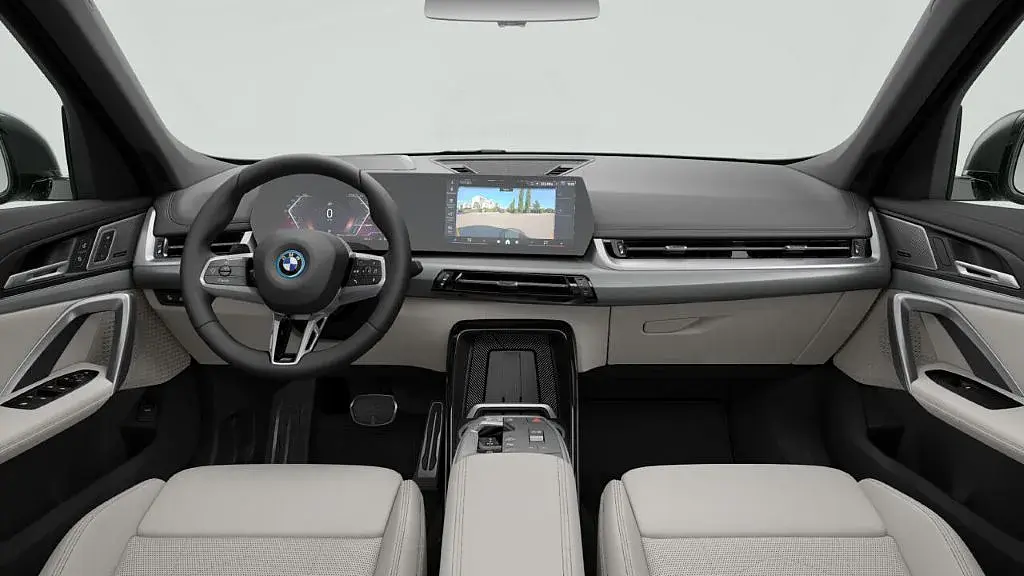 Bild 3 - BMW iX1 xDrive30