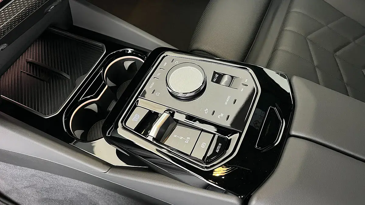 Bild 14 - BMW i5 eDrive40