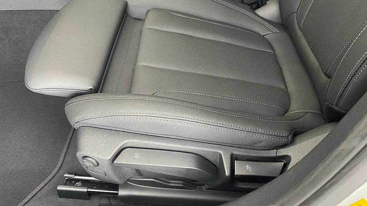 Bild 16 - BMW 330e xDrive