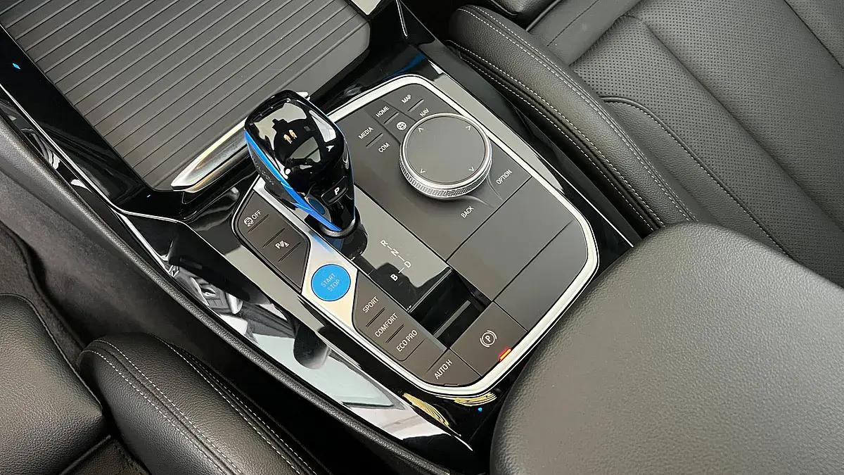 Bild 15 - BMW iX3 M