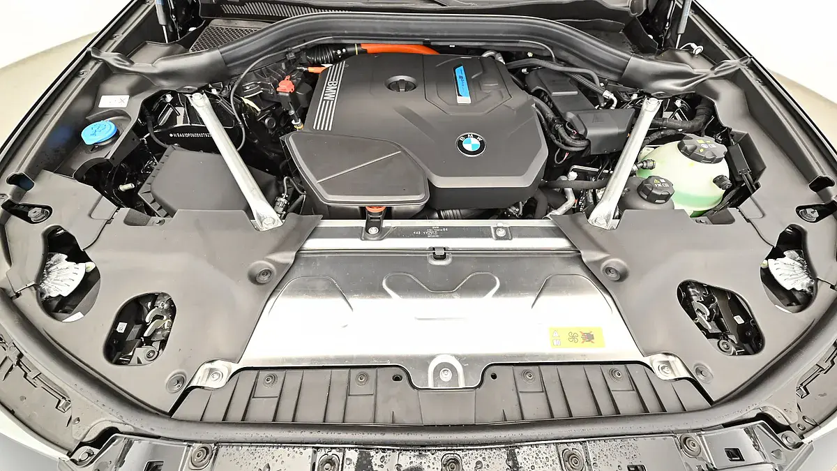 Bild 15 - BMW X3 xDrive30e