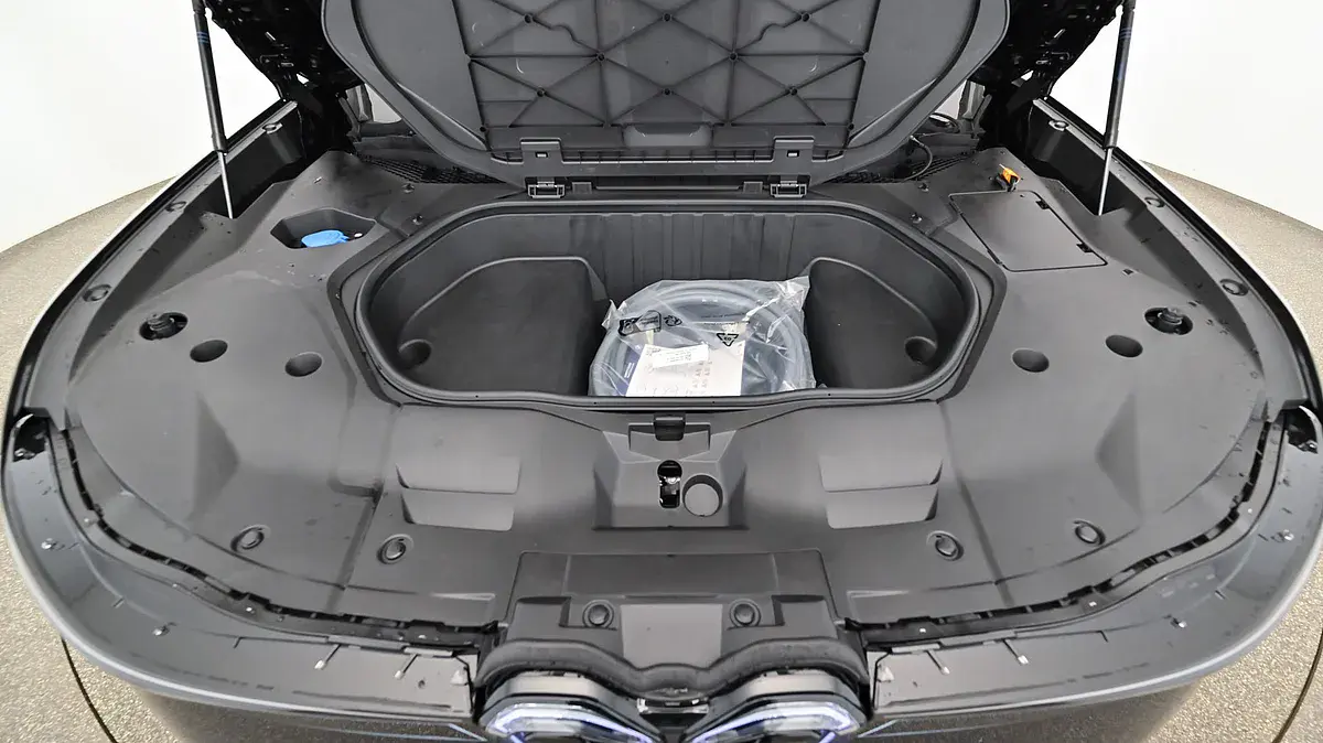 Bild 9 - BMW iX3 50 xDrive
