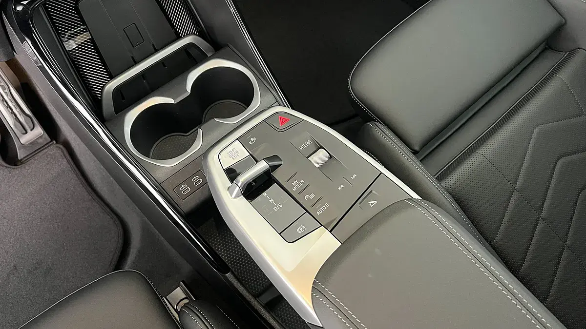 Bild 16 - BMW X1 xDrive30e