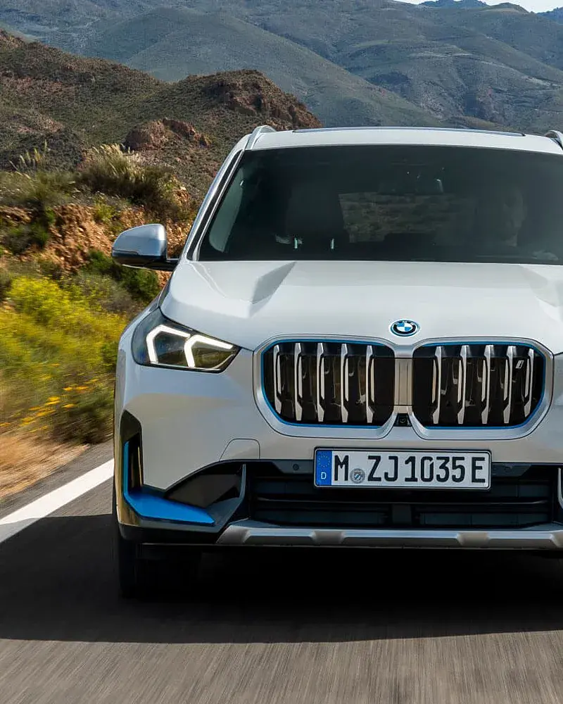 BMW iX1 Frontansicht
