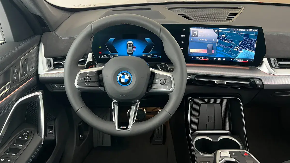 Bild 14 - BMW X1 xDrive25e