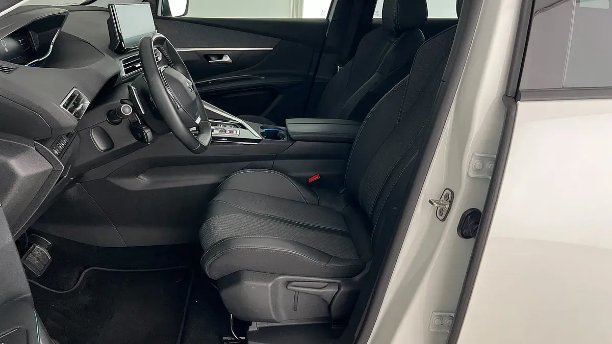 Bild 12 - Peugeot 3008 BlueHDi 130 S&S EAT8 Allure Pack