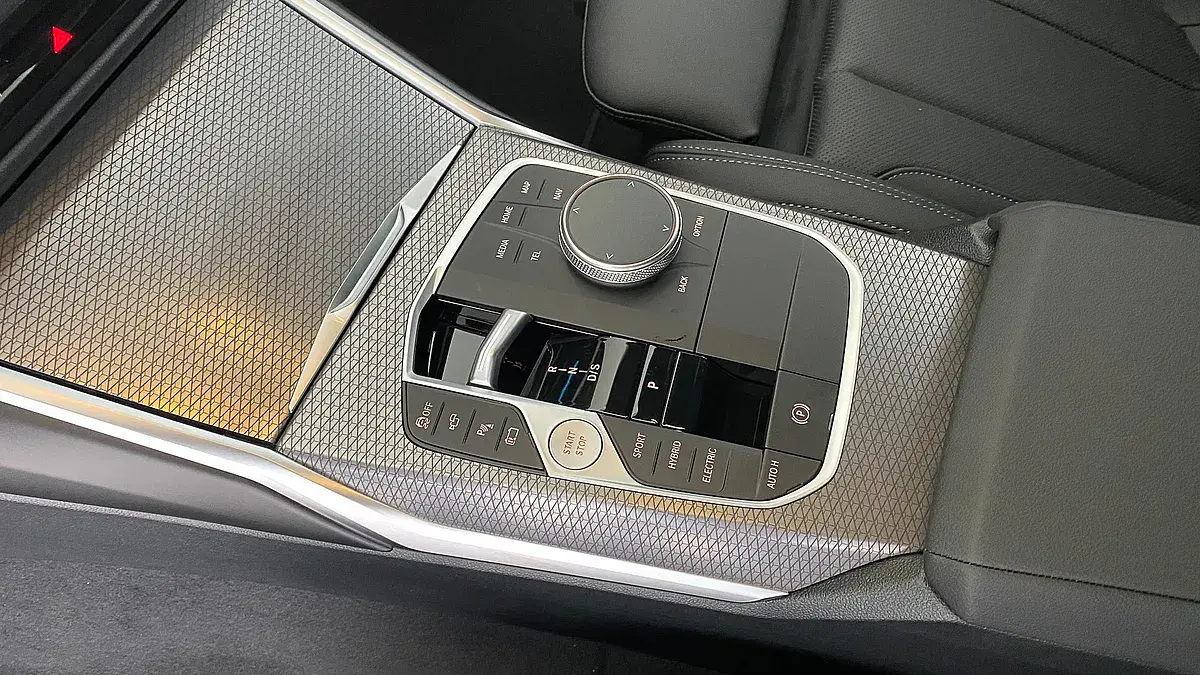 Bild 17 - BMW 330e xDrive