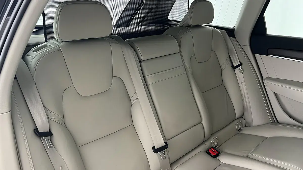 Bild 6 - Volvo V90 Cross Country Pro D4 AWD Geartronic