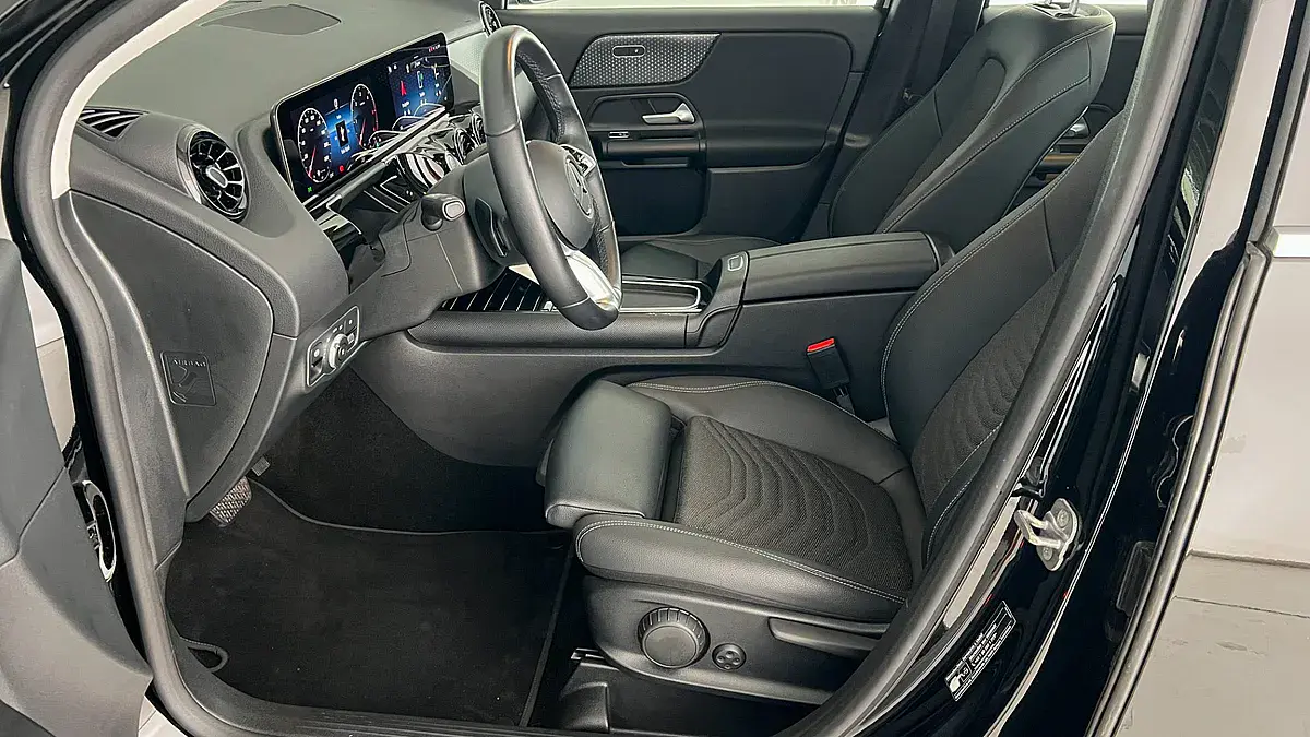 Bild 12 - Mercedes GLA 200d 4MATIC Ö-Edition