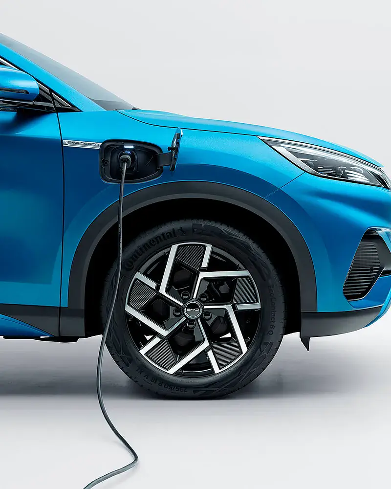 BYD Atto 3 laden