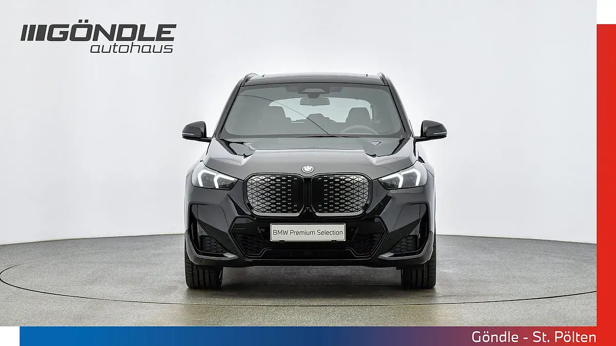 Bild 2 - BMW iX1 eDrive20