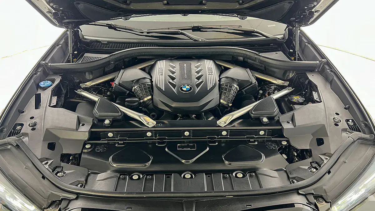 Bild 19 - BMW X6 M50i