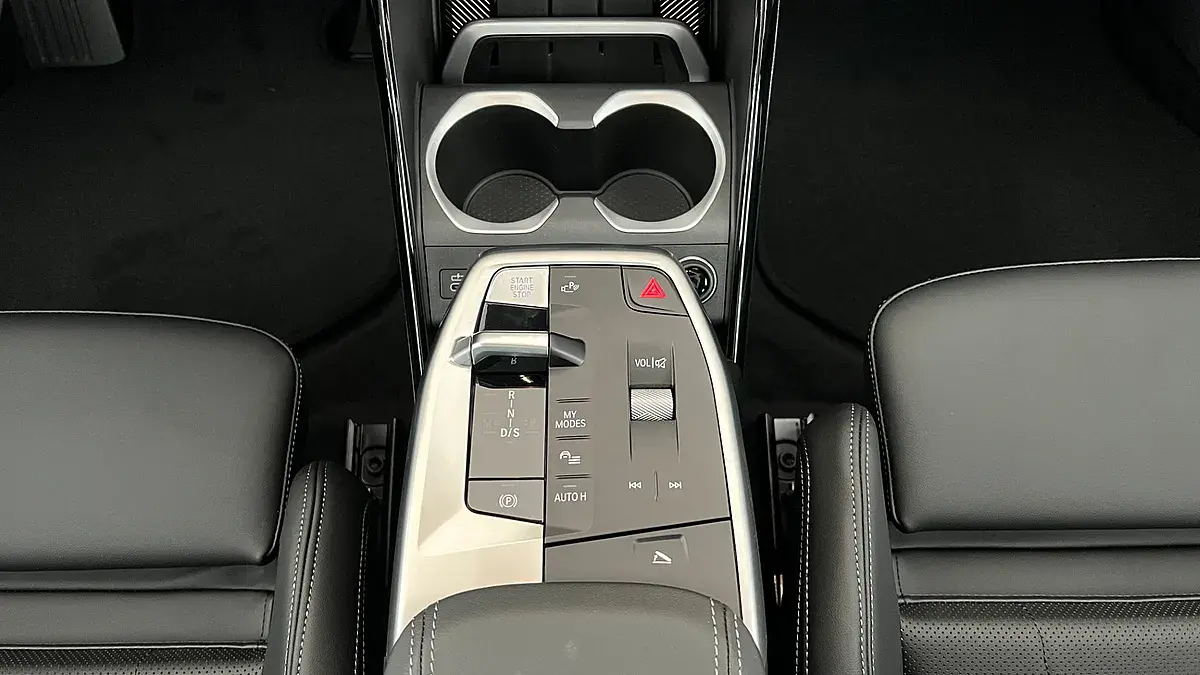 Bild 12 - BMW X1 xDrive30e