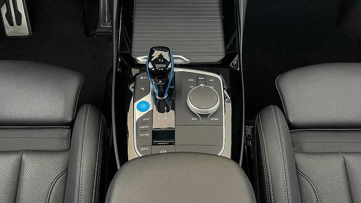 Bild 12 - BMW iX3 M Sport