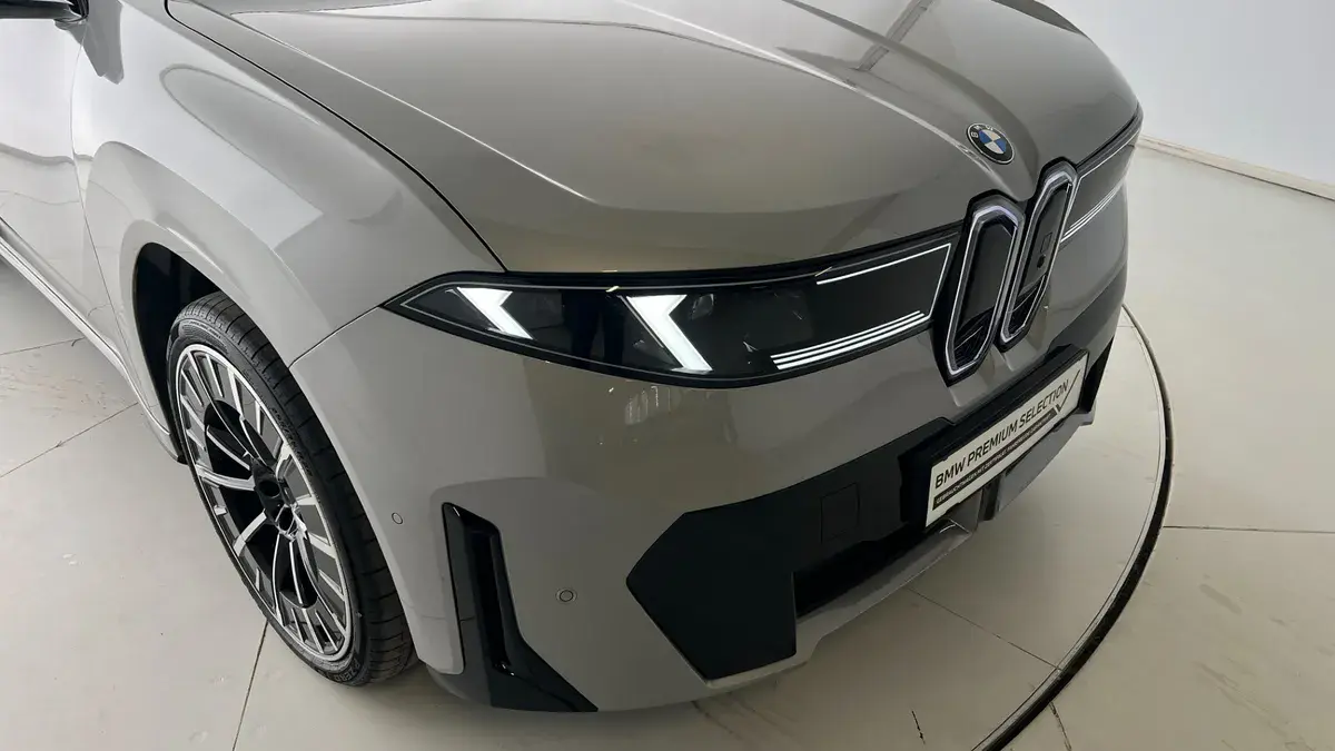 Bild 22 - BMW iX3 50 xDrive