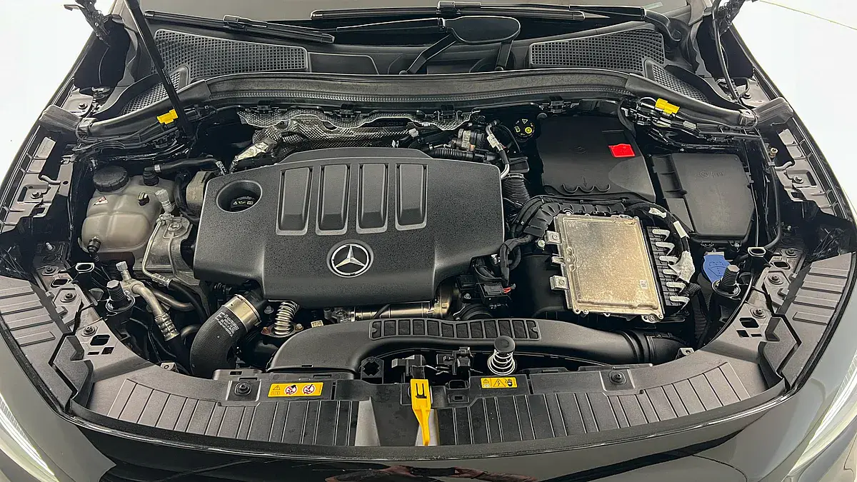 Bild 16 - Mercedes GLA 200d 4MATIC Ö-Edition