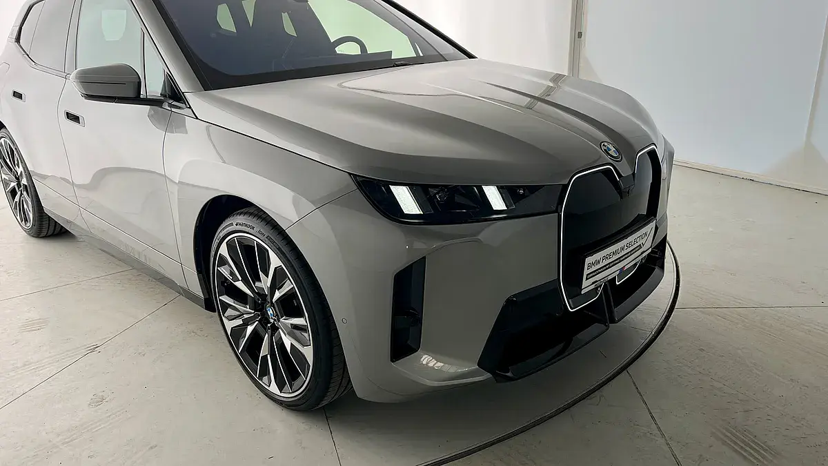 Bild 18 - BMW iX xDrive45