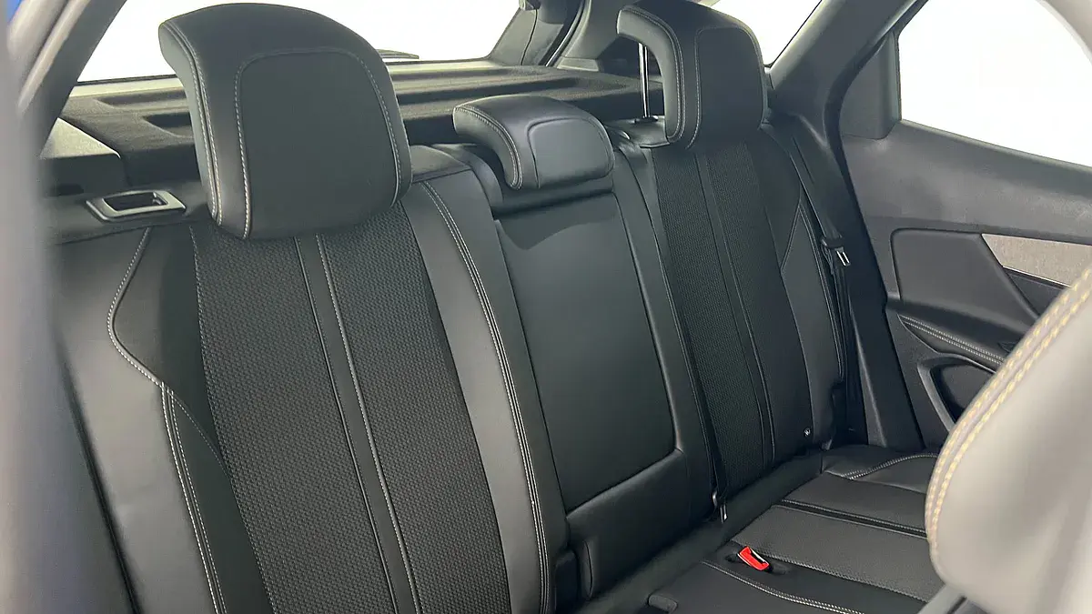 Bild 7 - Peugeot 3008 Hybrid 300 e-EAT8 GT