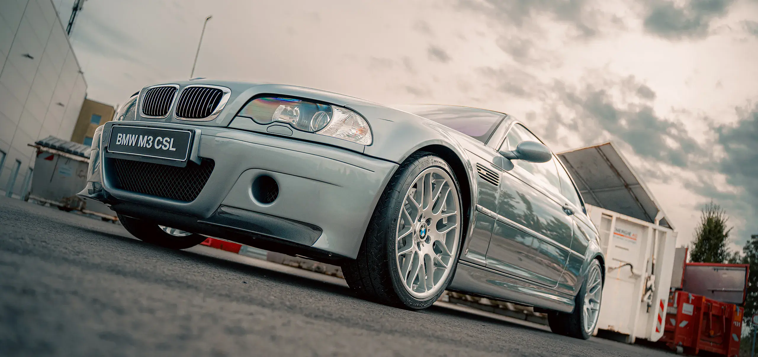 M3 Signature Shot