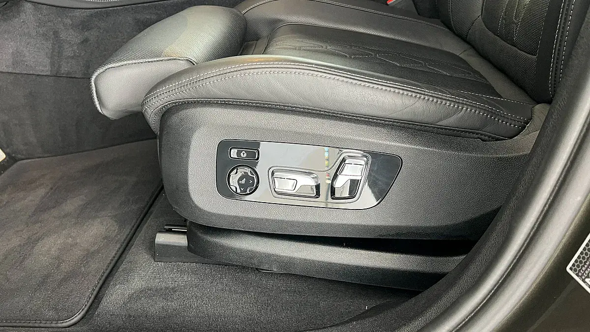 Bild 14 - BMW X6 M50i