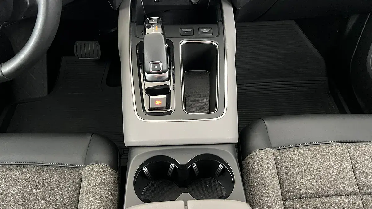 Bild 11 - Citroen C5 Aircross BlueHDI 130 S&S Feel EAT8