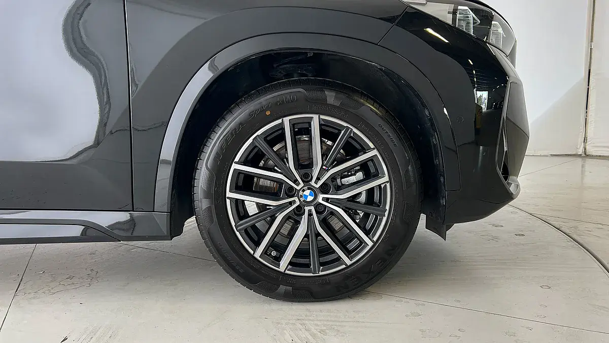 Bild 7 - BMW X1 xDrive25e