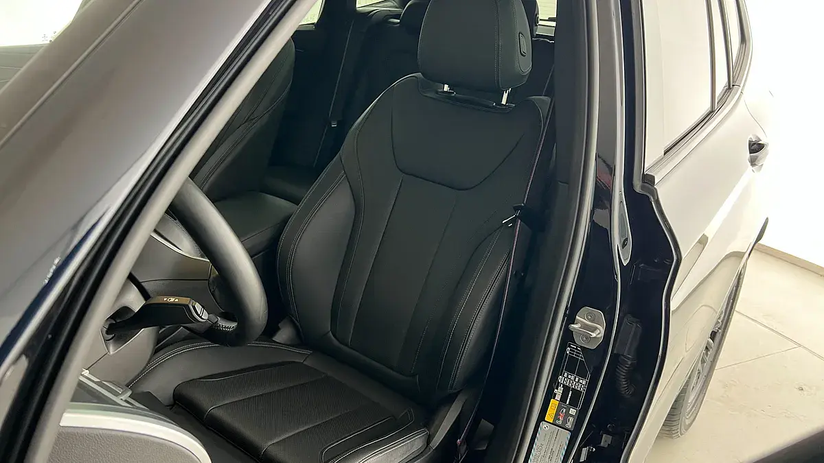 Bild 17 - BMW iX3 M
