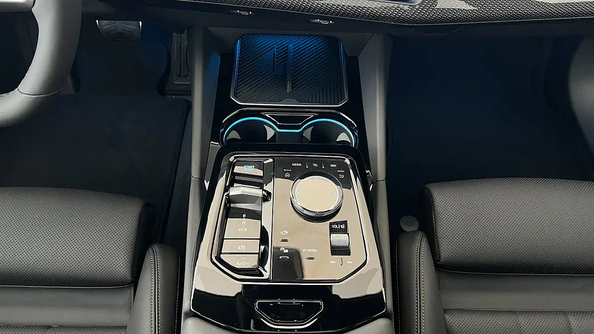 Bild 17 - BMW i5 xDrive40