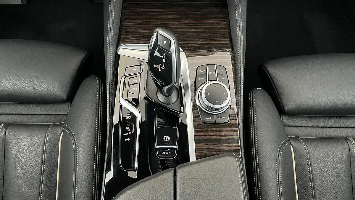 Bild 13 - BMW 530e xDrive