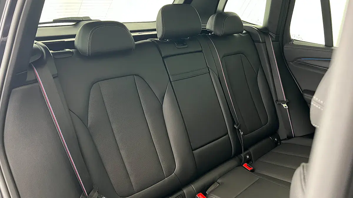 Bild 7 - BMW iX3 M