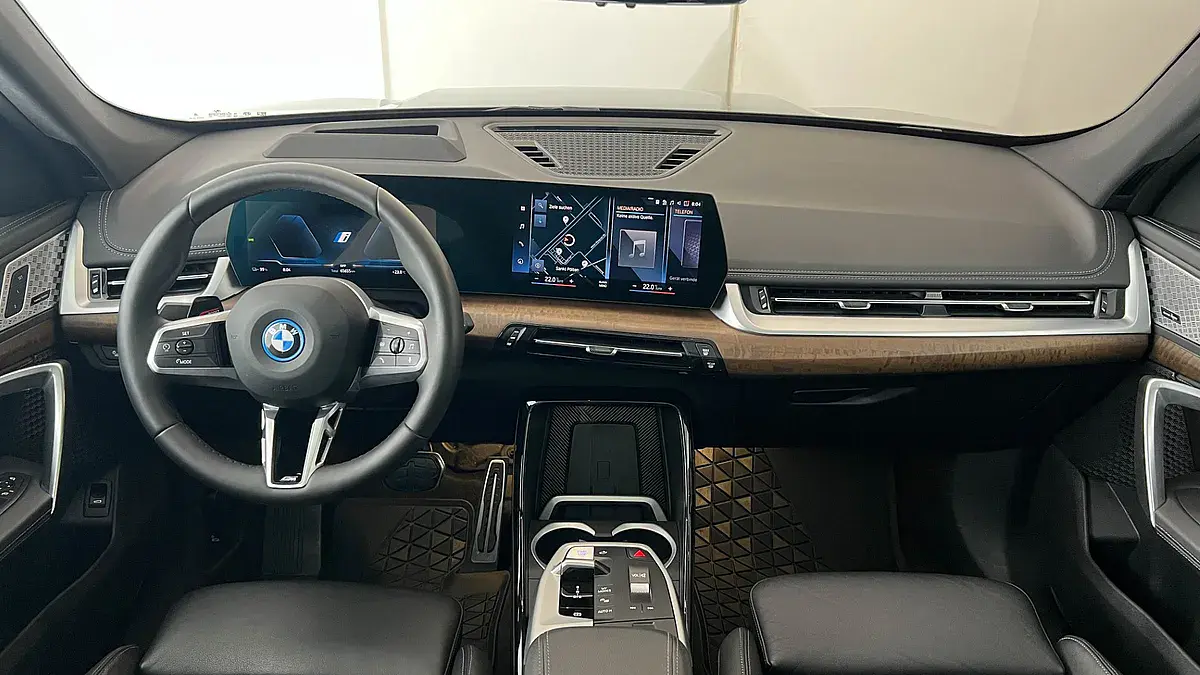 Bild 18 - BMW iX1 xDrive30