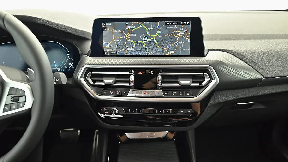 Bild 10 - BMW X3 xDrive30e