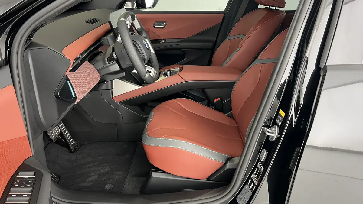 Bild 13 - BMW iX3 50 xDrive