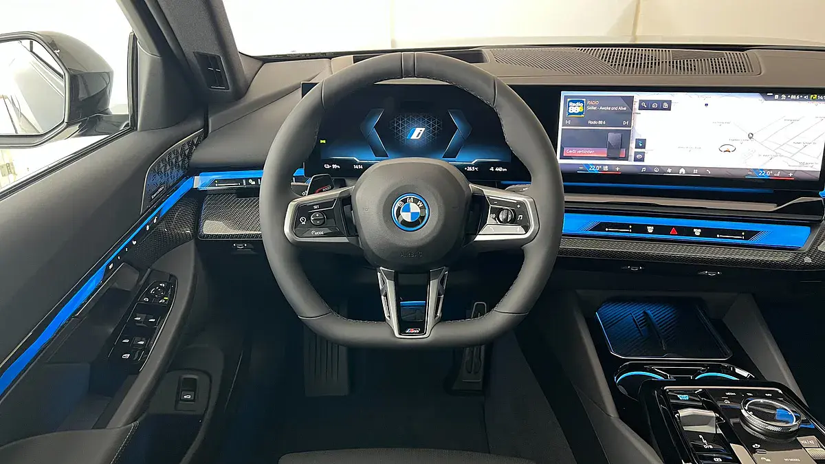 Bild 16 - BMW i5 xDrive40