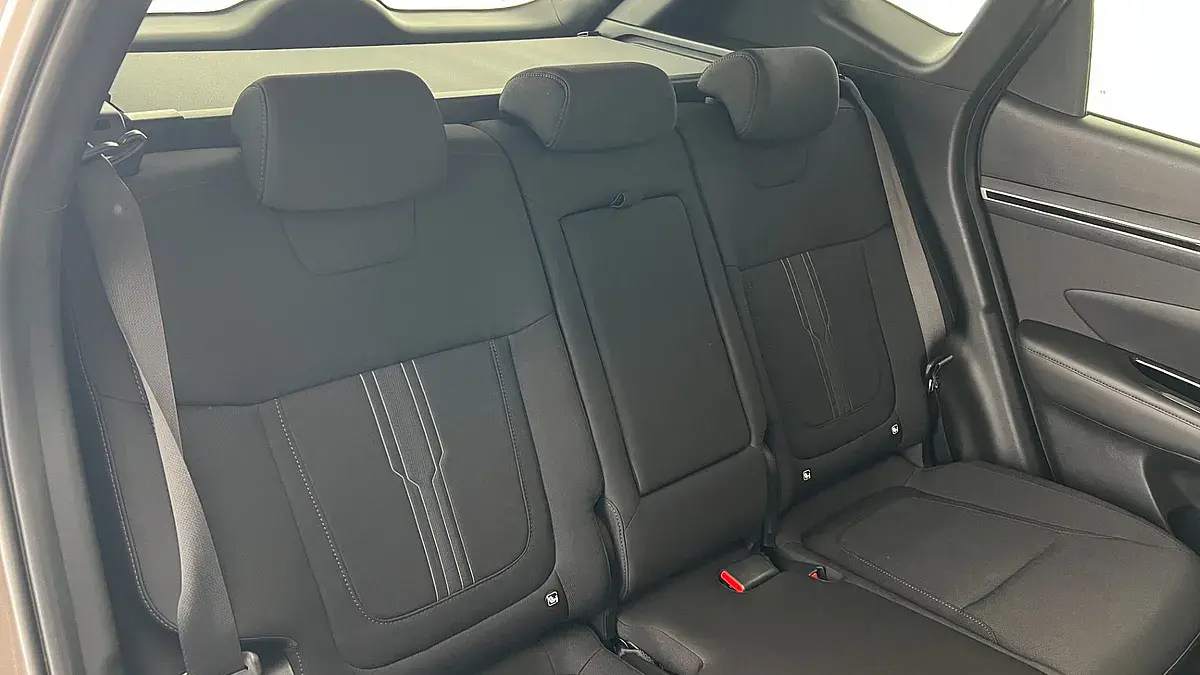 Bild 6 - Hyundai Tucson 1,6 CRDI 4WD Trend Line DCT